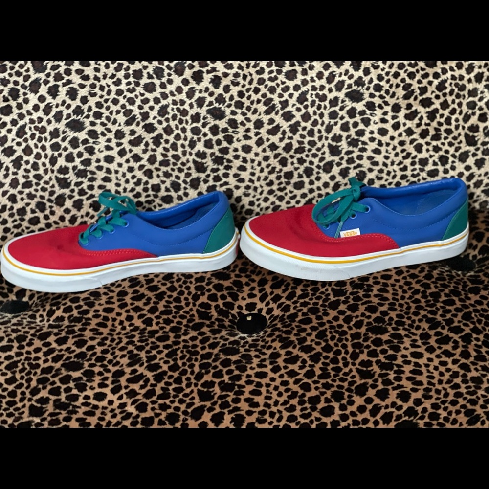 VANS - Picture 3 of 3